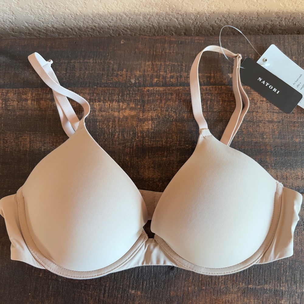 NWT-Natori nude bra size 34B